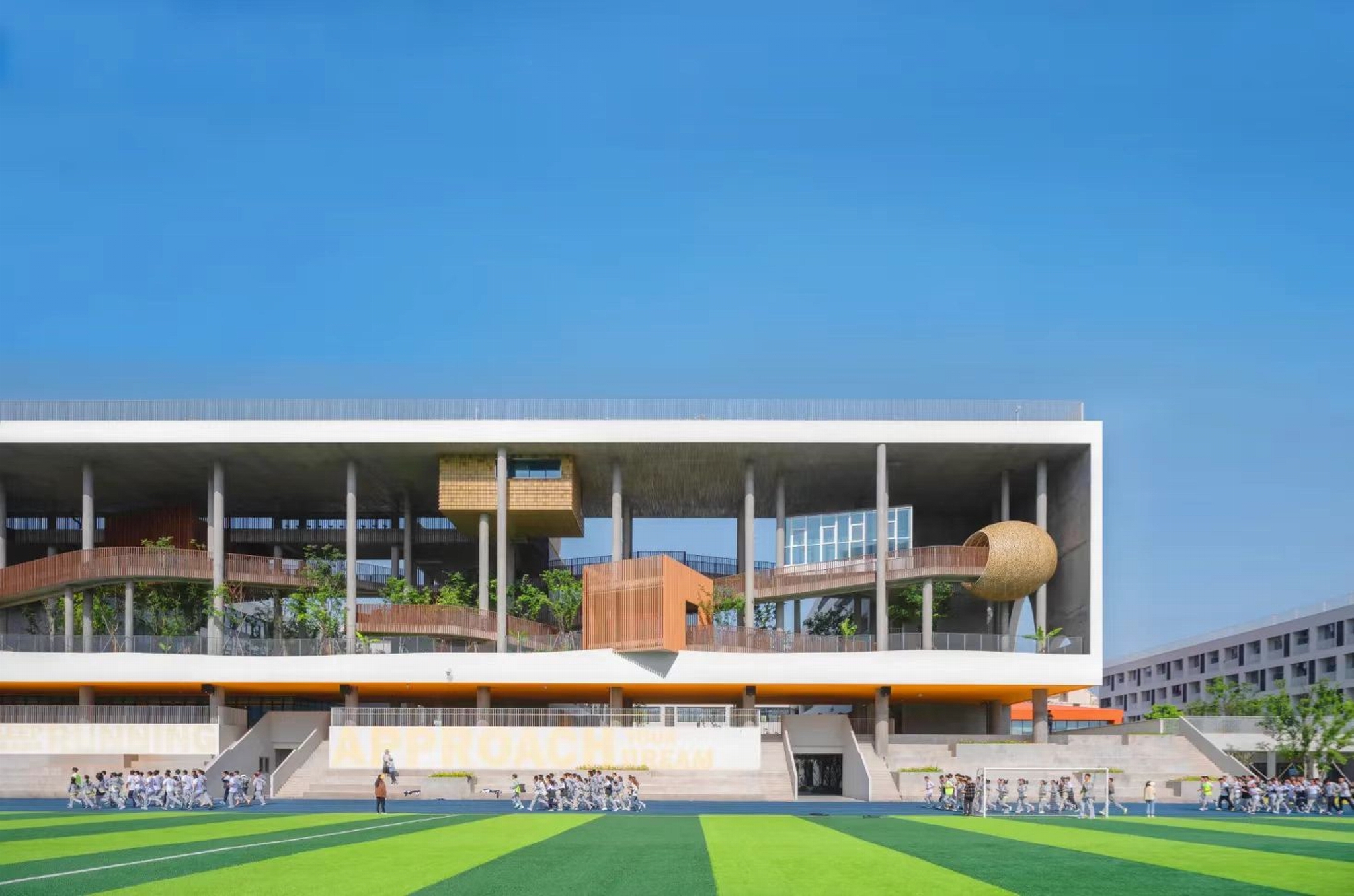 微信图片_20250421132611 微信图片_20250421132611